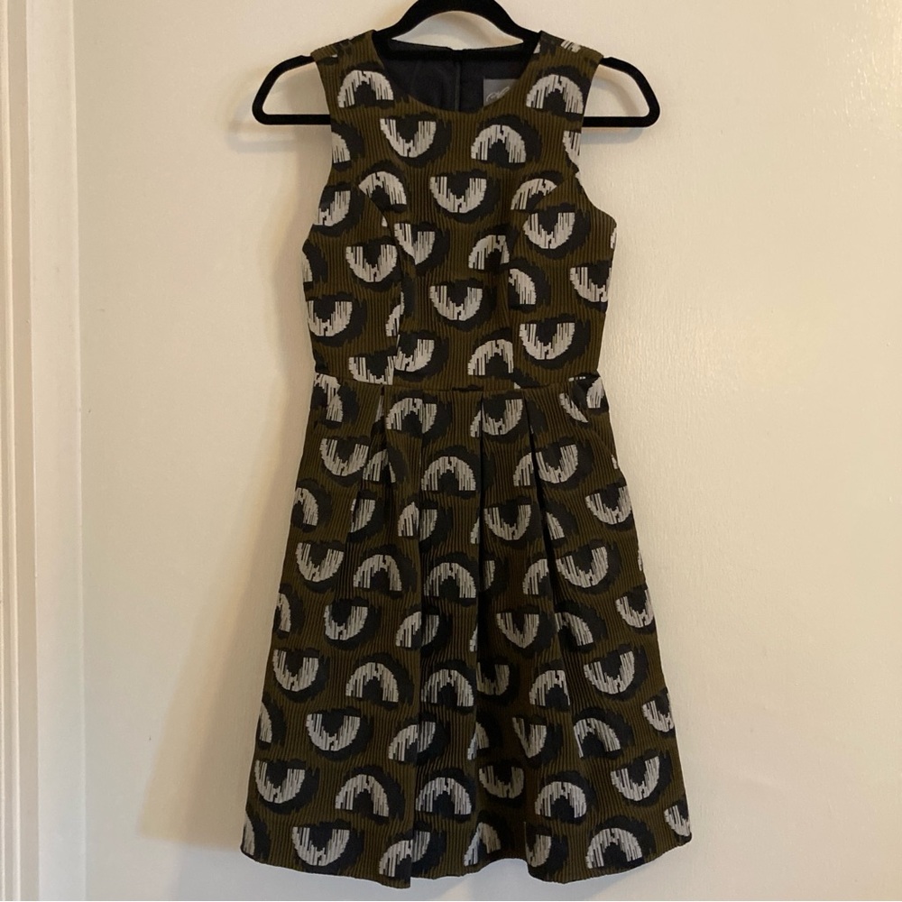 Sculpted Retro Hunter Dixon nDress, size 0